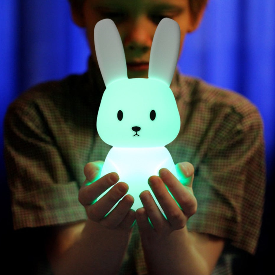 Lumisky Veilleuse bébé lapin sans fil touch LED BUNNY Blanc Silicone H19CM  pas cher 